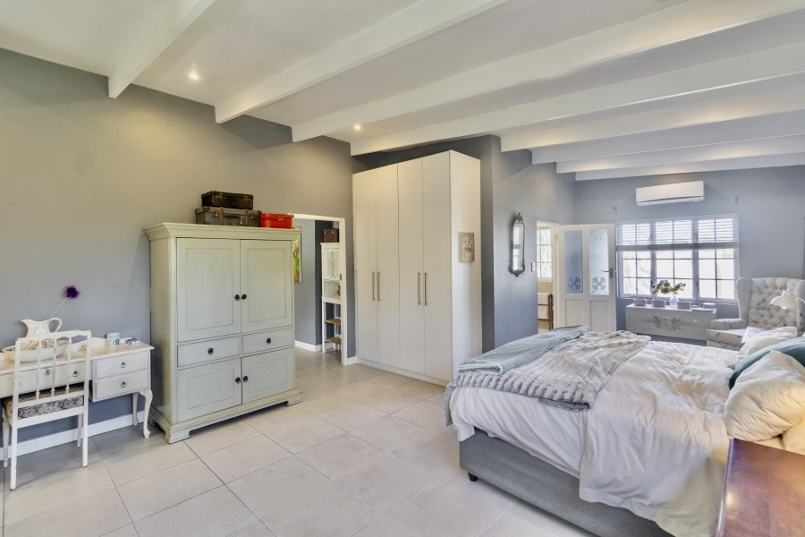 4 Bedroom Property for Sale in Cape Farms Western Cape